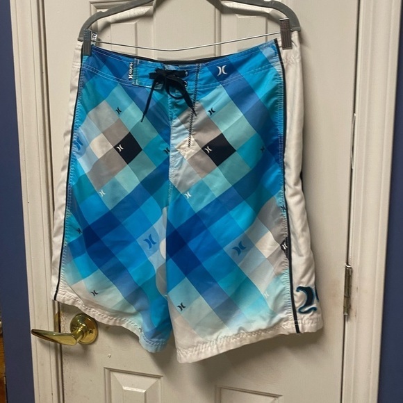 Hurley Shorts Mens 33 Blue Swim Boardshorts 10" inseam Geometric Squares - Picture 2 of 8